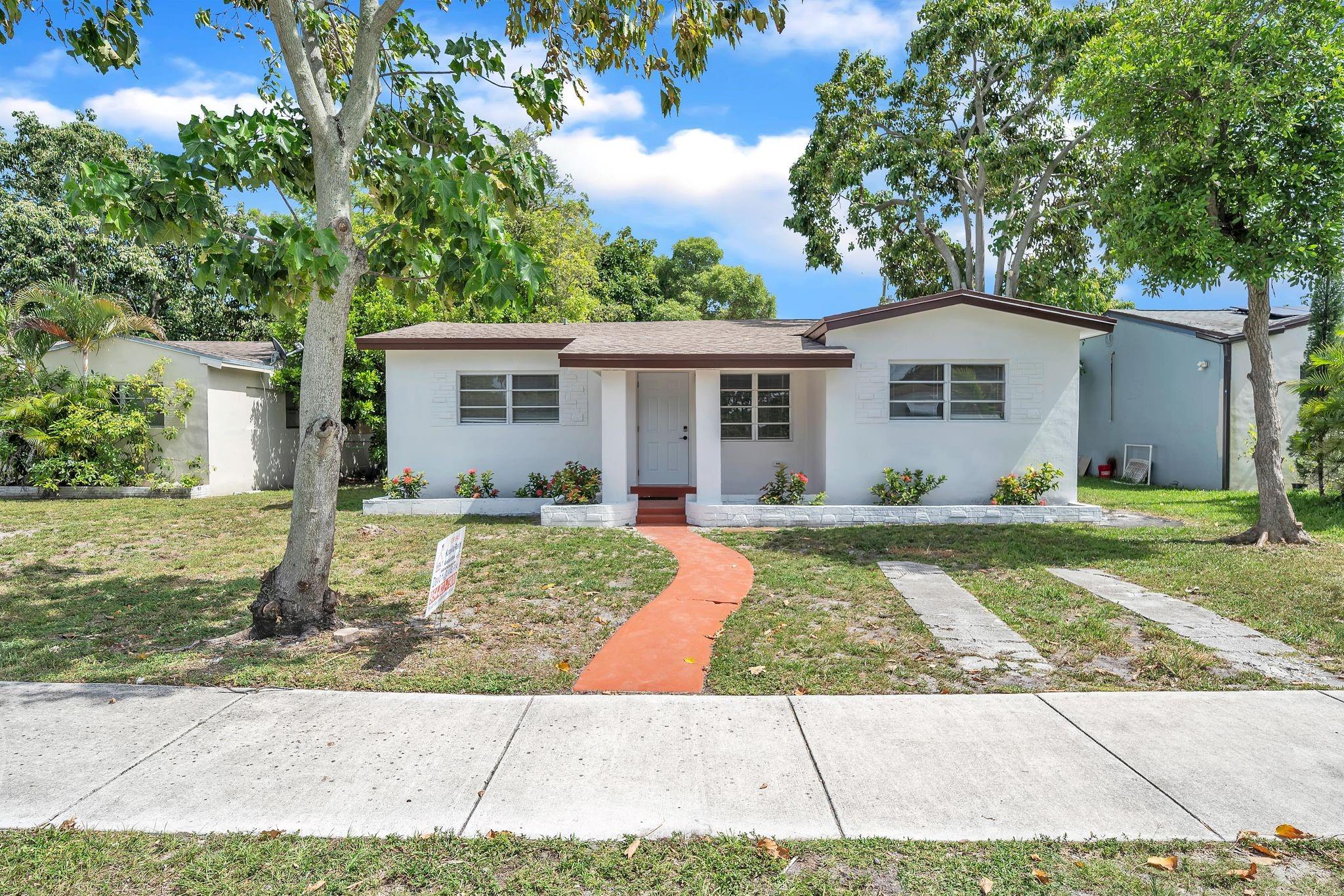 2814 Mayo St Hollywood FL 33020 | F10512649