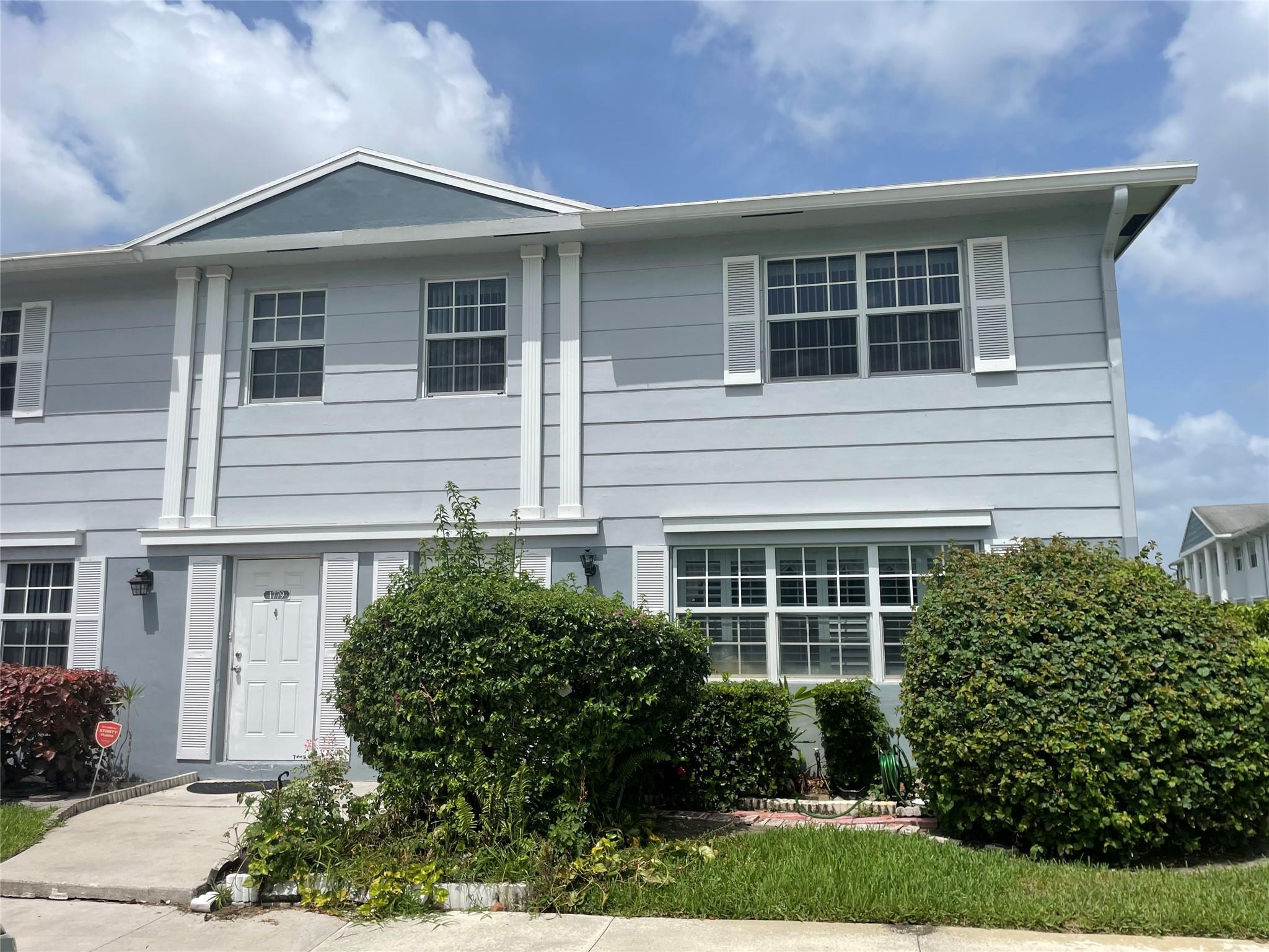 Homes for sale in Davie, FL | 1775 Sw 81st Way, Davie, FL 33324 | MLS# F10509674