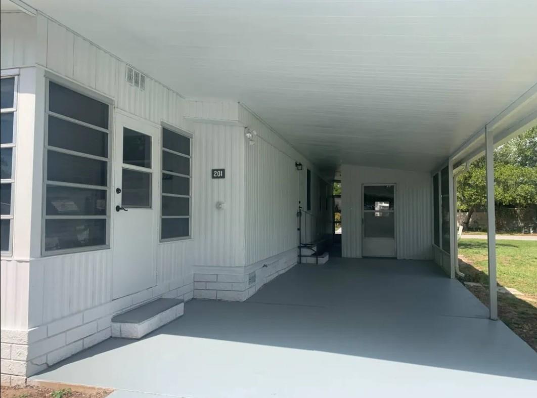 Homes for sale in Ocala, FL | 2219 Ne 47Th Circle, Ocala, FL 34482 | MLS# F10512844