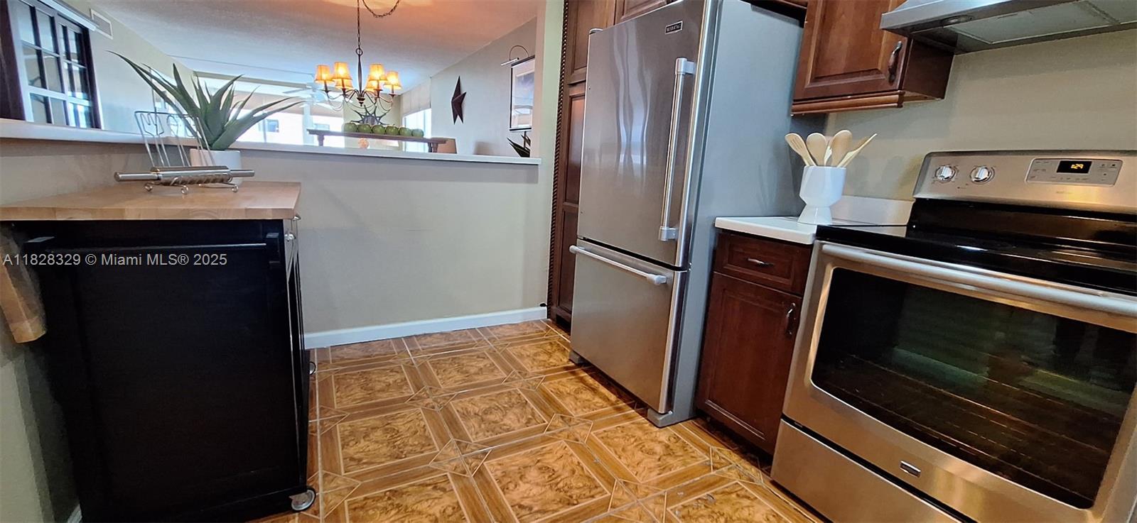 Well-appointed guest bedroom at 3100 49th St - Condo in Fort Lauderdale