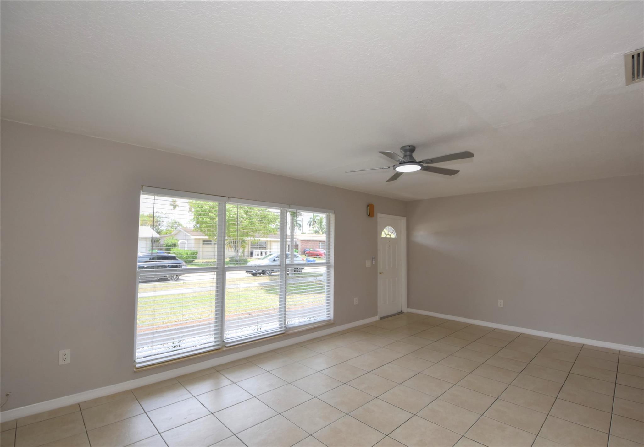 Homes for sale in Sunrise, FL | 11451 Nw 37Th St, Sunrise, FL 33323 | MLS# F10512676