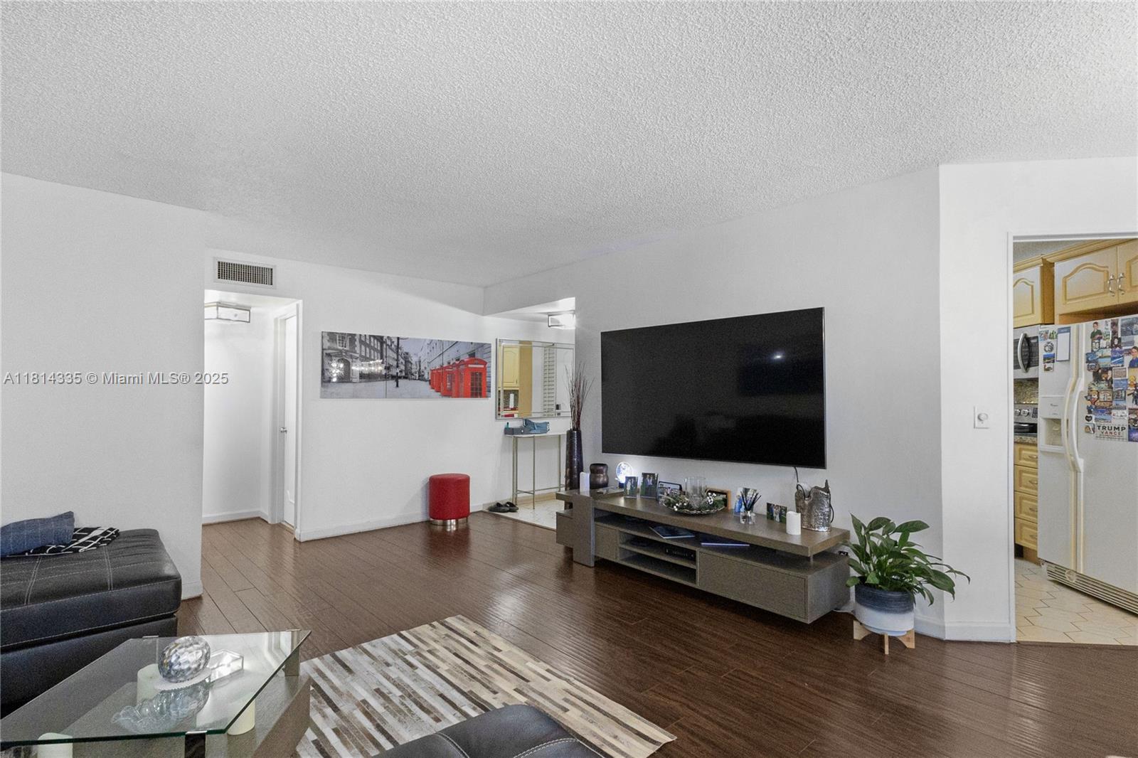 Homes for sale in Boca Raton, FL | 5749 Camino Del Sol #403, Boca Raton, FL 33433 | MLS# A11814335