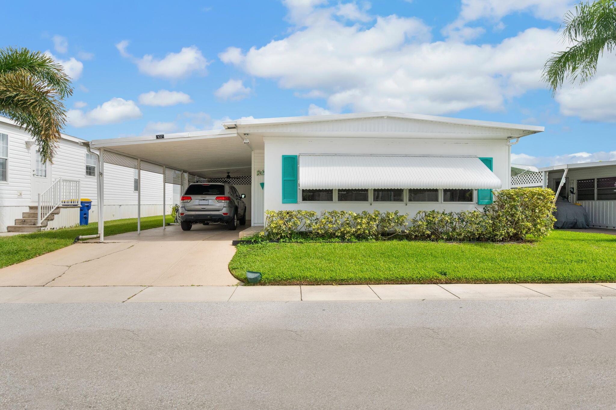 Hidden Harbour Condo