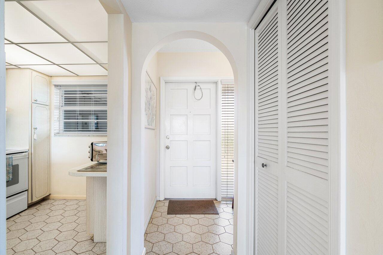 Homes for sale in North Palm Beach, FL | 29 Yacht Club Dr #404, North Palm Beach, FL 33408 | MLS# R11104017