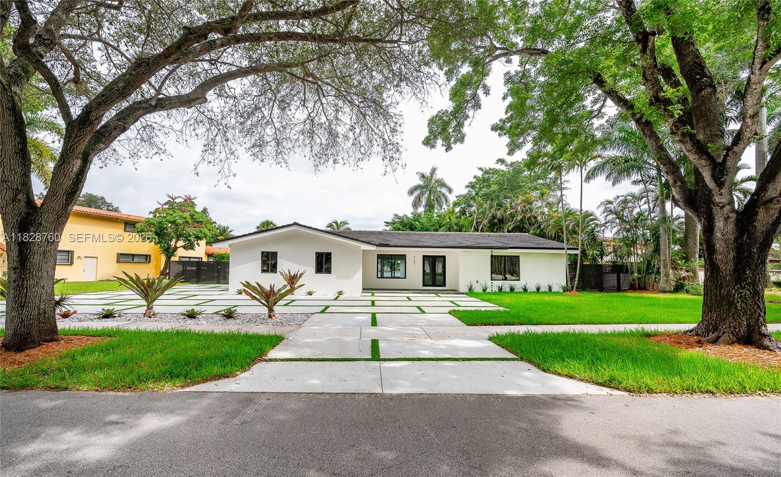 Miami Lakes - Loch Lomond