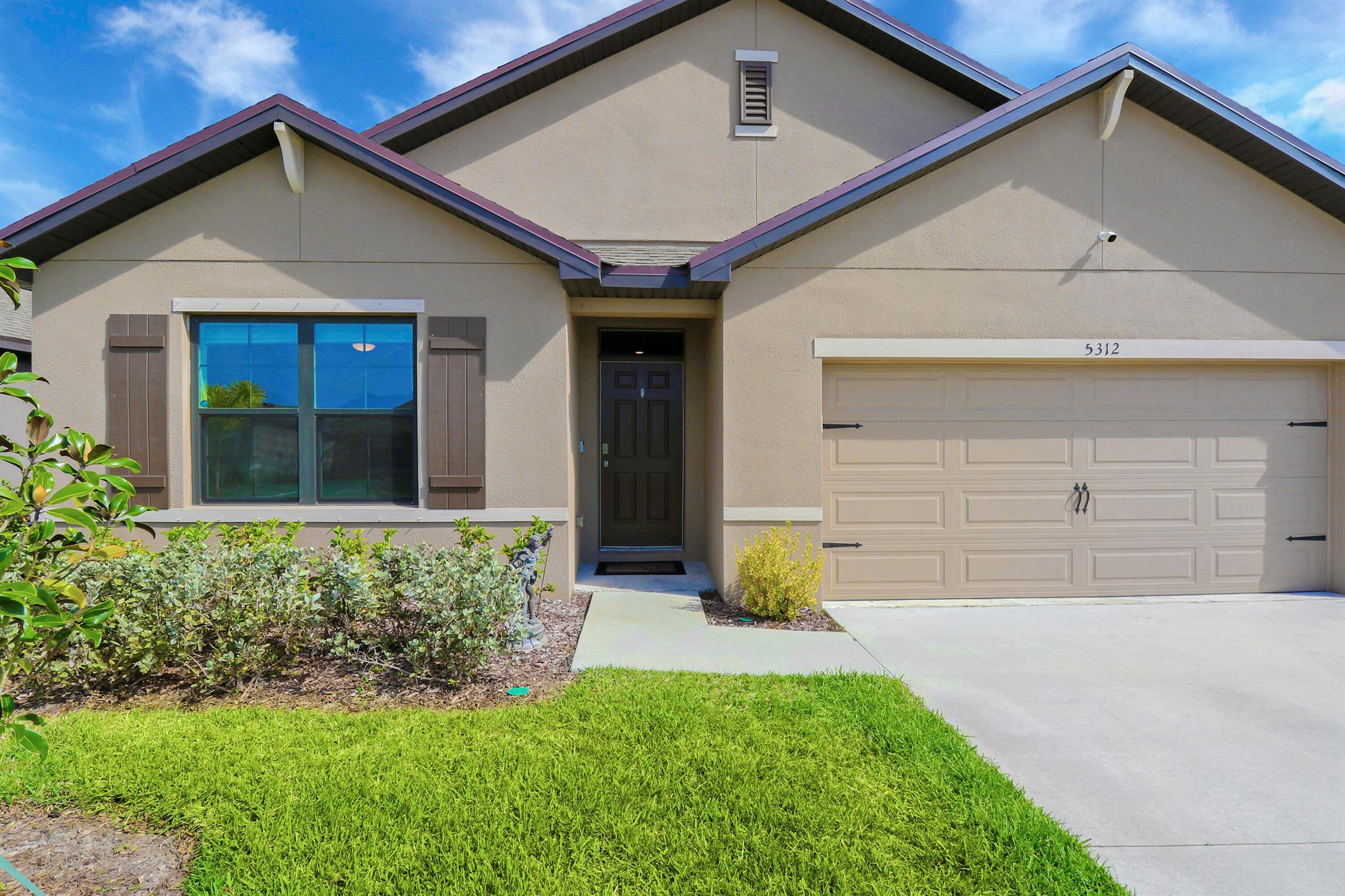 Homes for sale in Fort Pierce, FL | 5312 Amusement Avenue, Fort Pierce, FL 34947 | MLS# R11104104