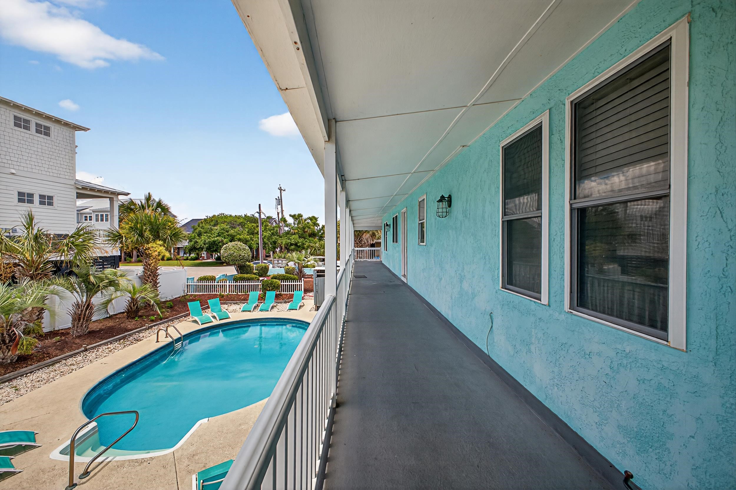 1885 Pompano Dr. 