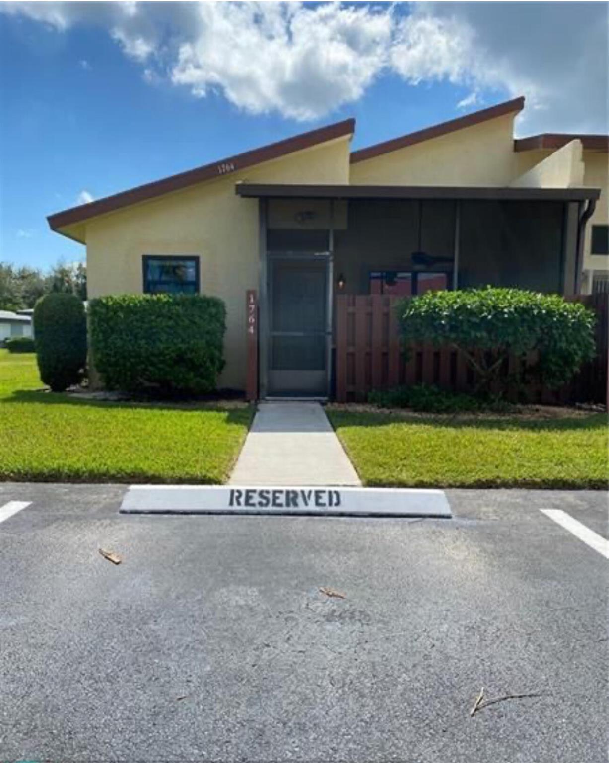Homes for sale in Fort Pierce, FL | 1764 W Sanderling 1 Lane #1, Fort Pierce, FL 34982 | MLS# R11104122