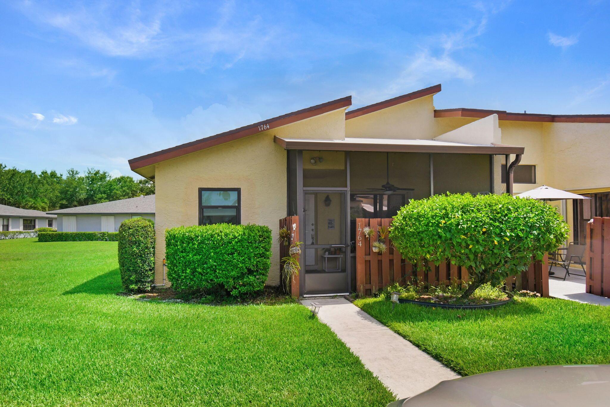 Homes for sale in Fort Pierce, FL | 1764 W Sanderling 1 Lane #1, Fort Pierce, FL 34982 | MLS# R11104122