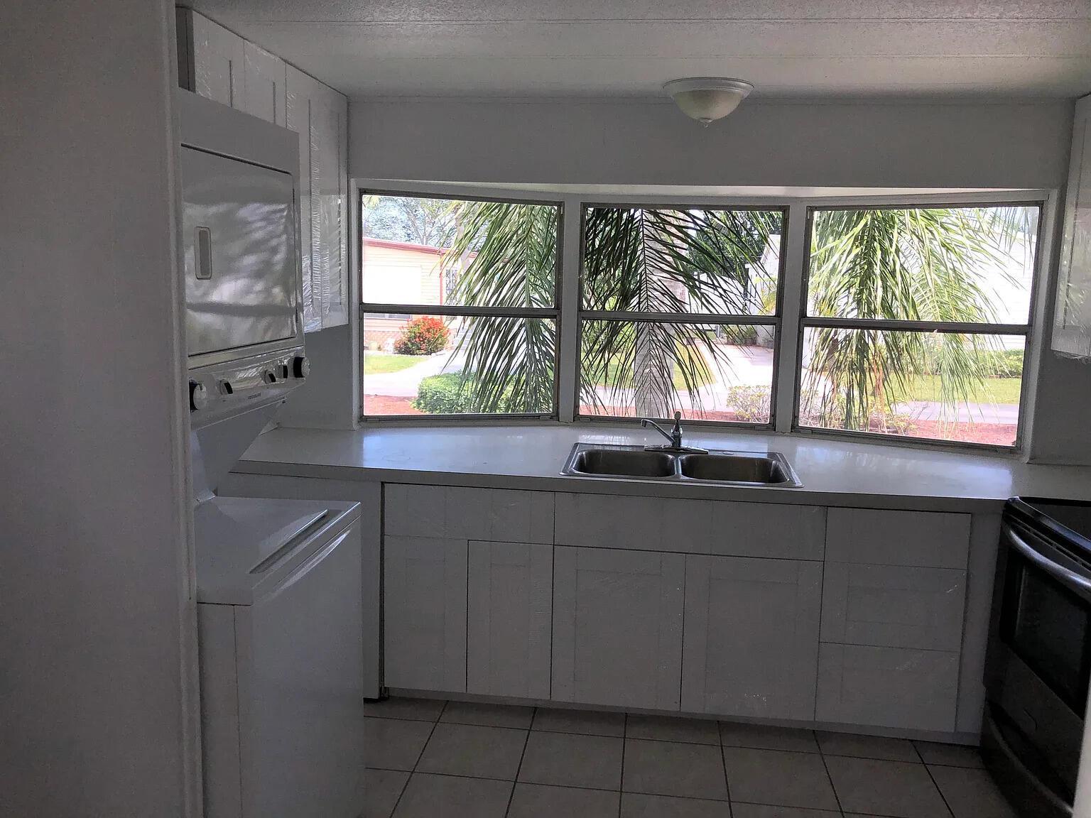 Homes for sale in Lake Worth, FL | 89 Bridgette Blvd, Lake Worth, FL 33463 | MLS# R11104127