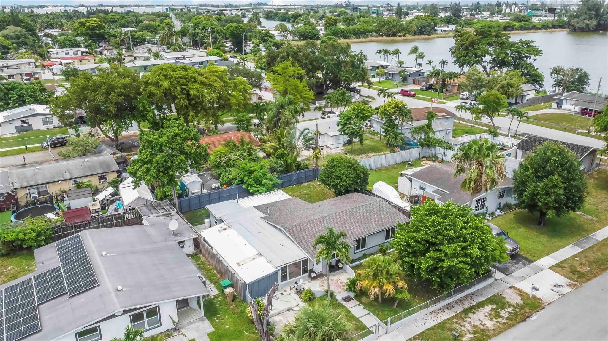 5601 38th St Davie FL 33314 | F10512582