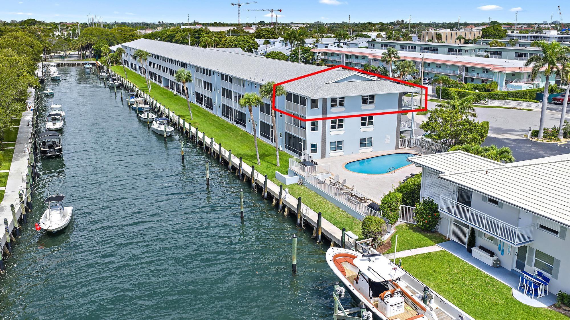 Homes for sale in North Palm Beach, FL | 120 Lehane Ter #301, North Palm Beach, FL 33408 | MLS# F10512856