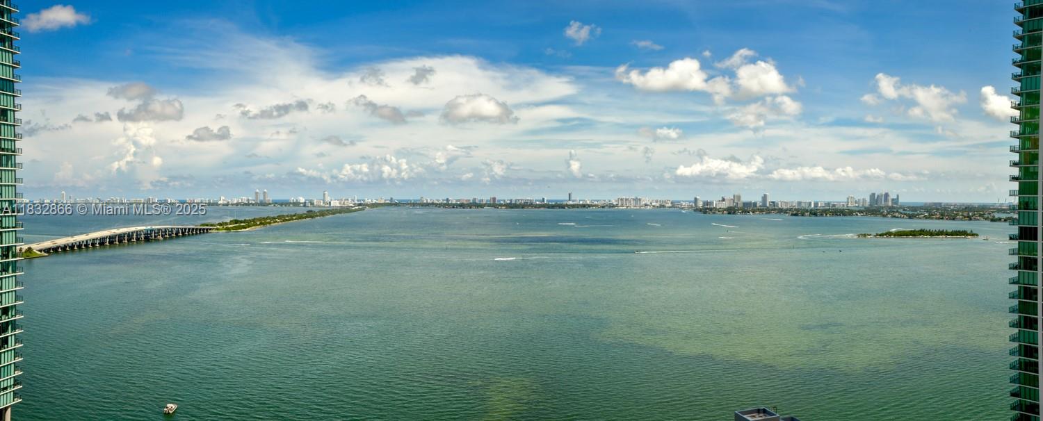 Condo for Sale in Miami, FL