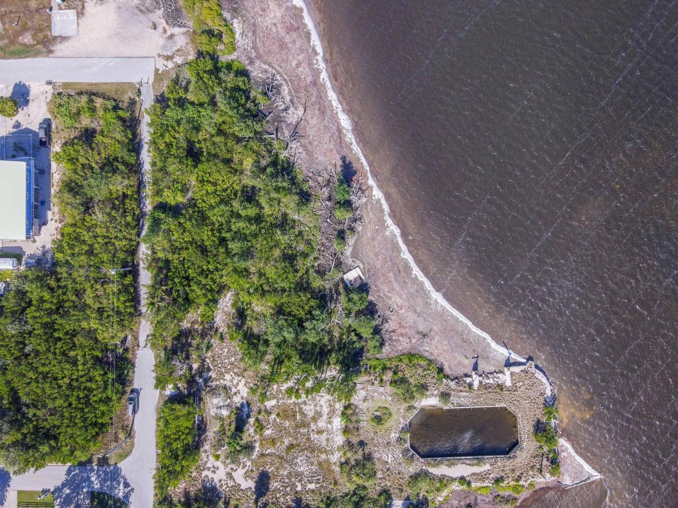 Homes for sale in Big Pine Key, FL | 1261 Avenue A, Big Pine Key, FL 33043 | MLS# F10511310