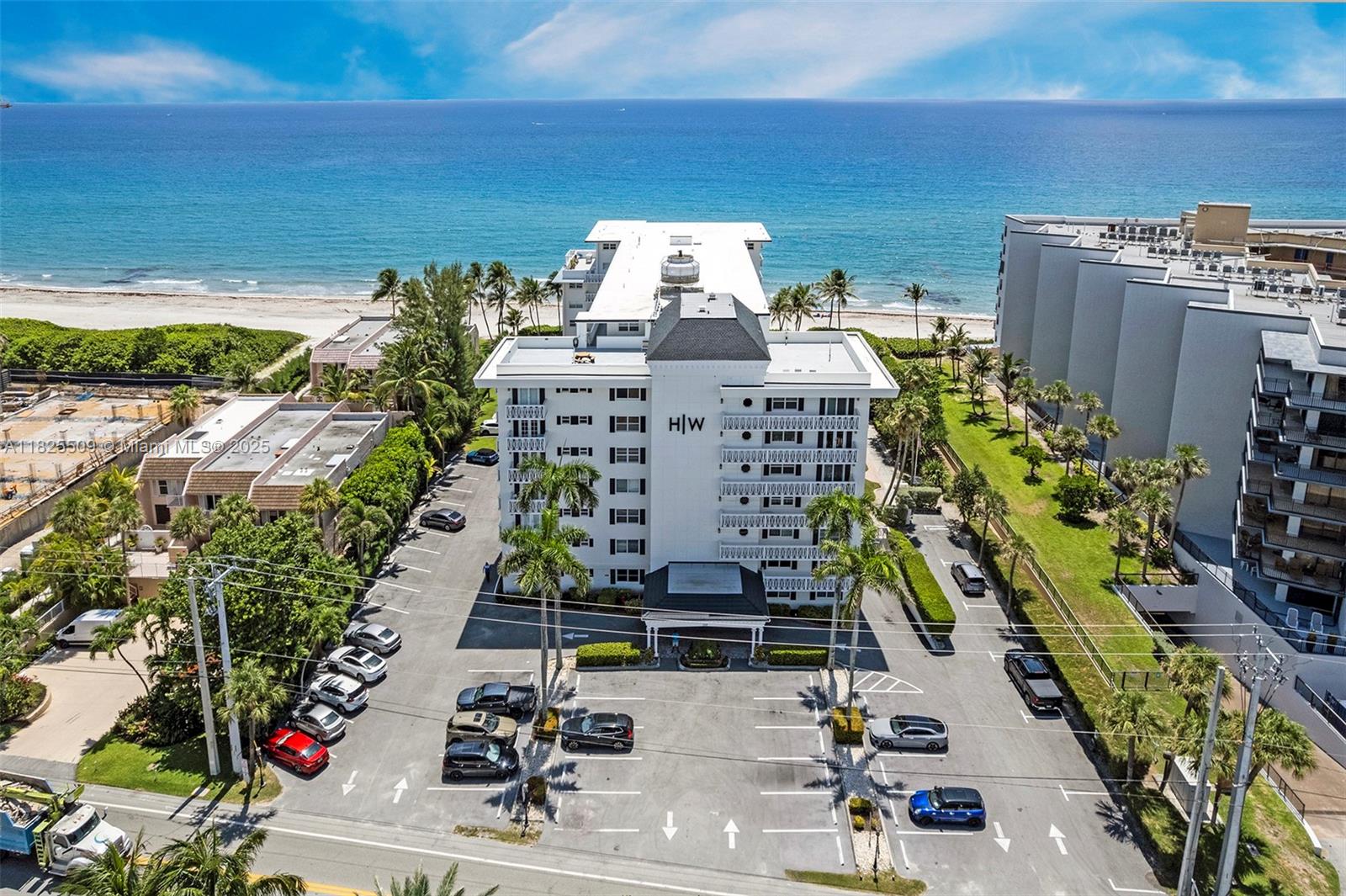 Hillsboro Windsor Condo