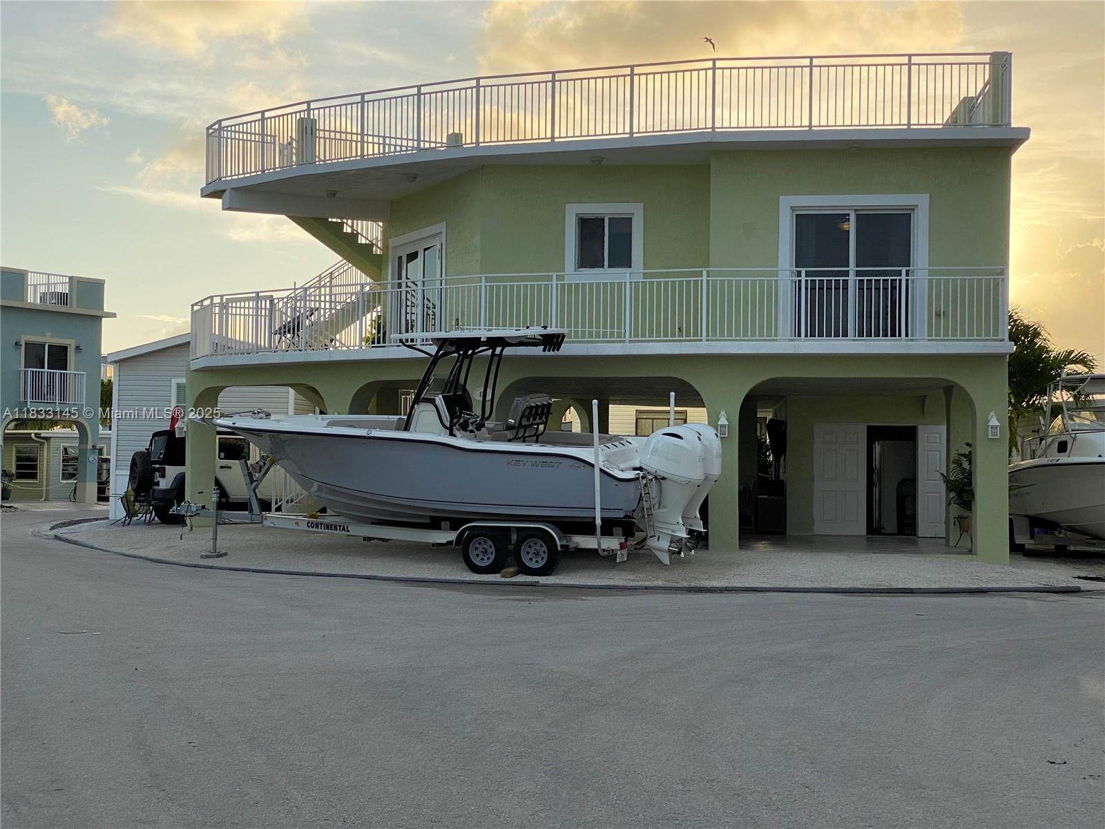 Long Key Proj Prop Line S