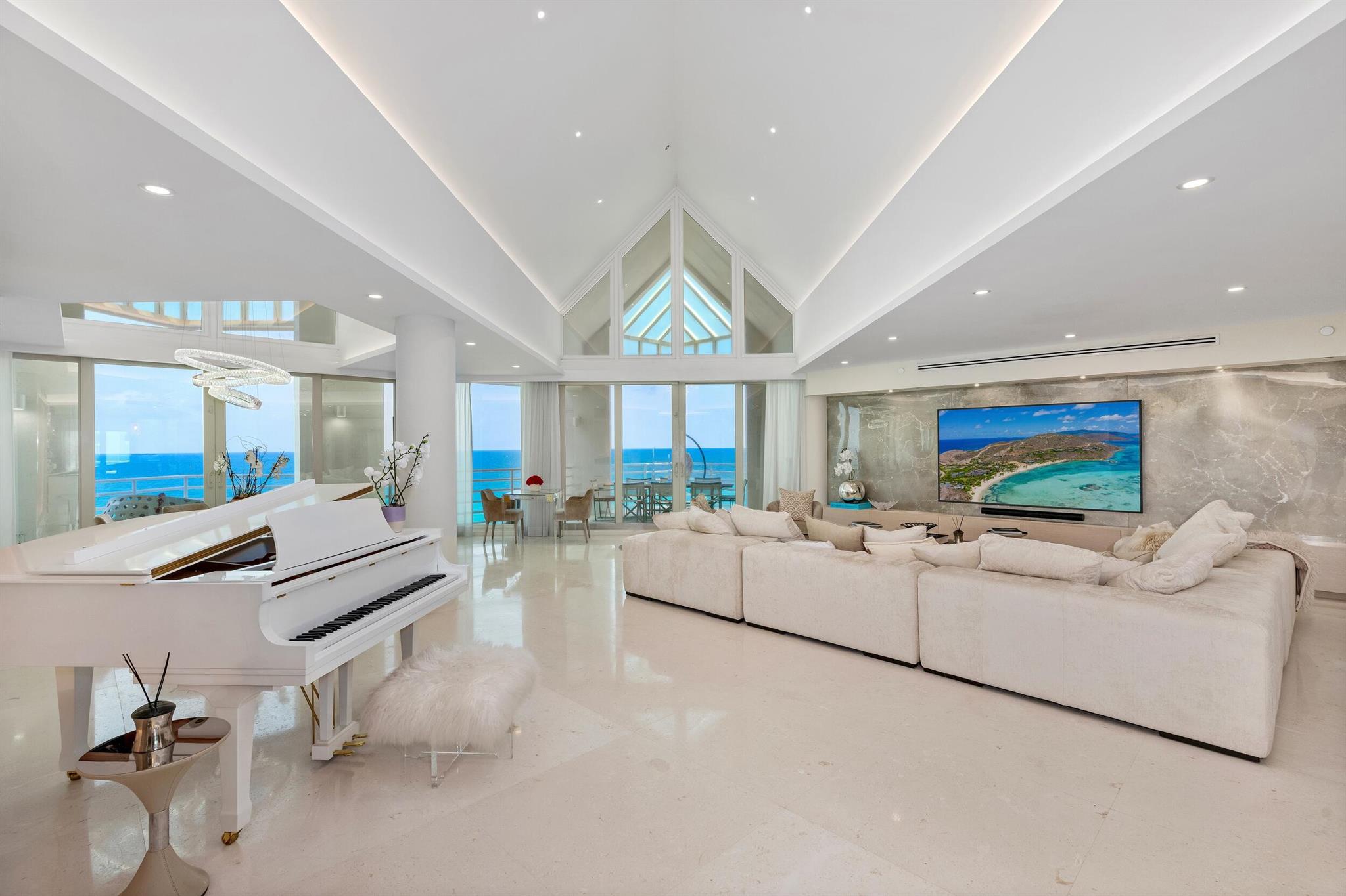 Presidential Place Condo