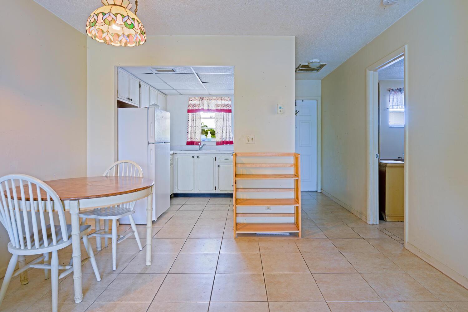 Homes for sale in Lantana, FL | 410 W Palm Street #24, Lantana, FL 33462 | MLS# R11104437