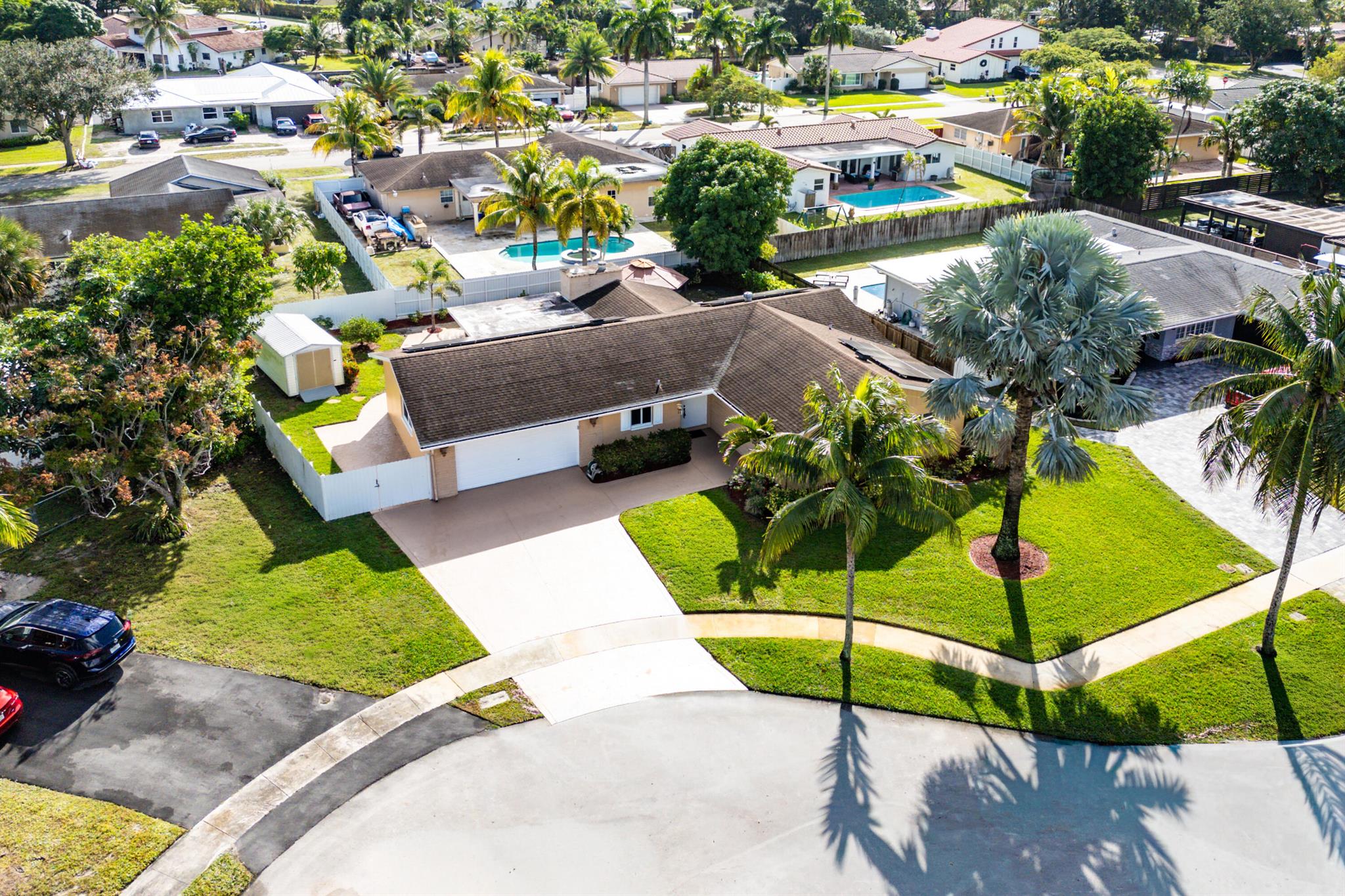 Homes for sale in Plantation, FL | 1540 Sw 56Th Avenue, Plantation, FL 33317 | MLS# R11104567