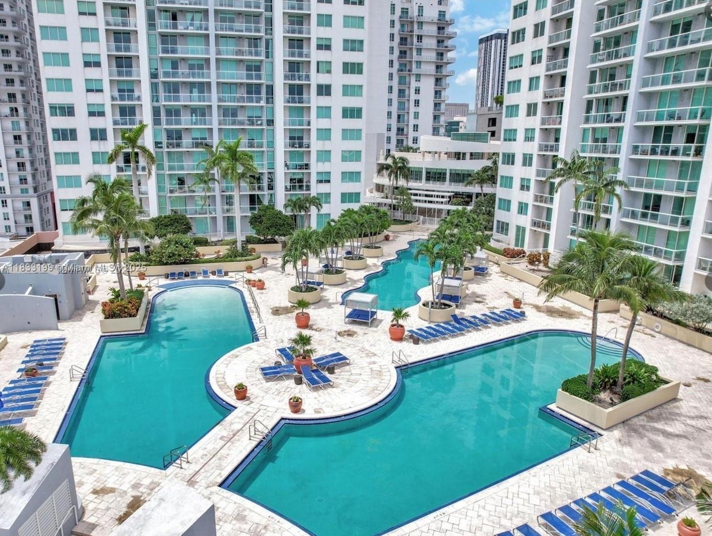 Vizcayne North Condo