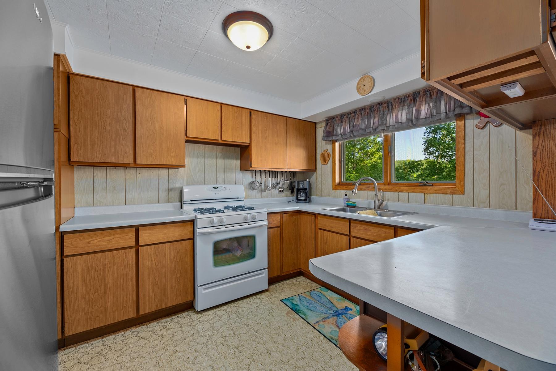 Squash Lake Property 7010 Long Lake Rd Photo 38