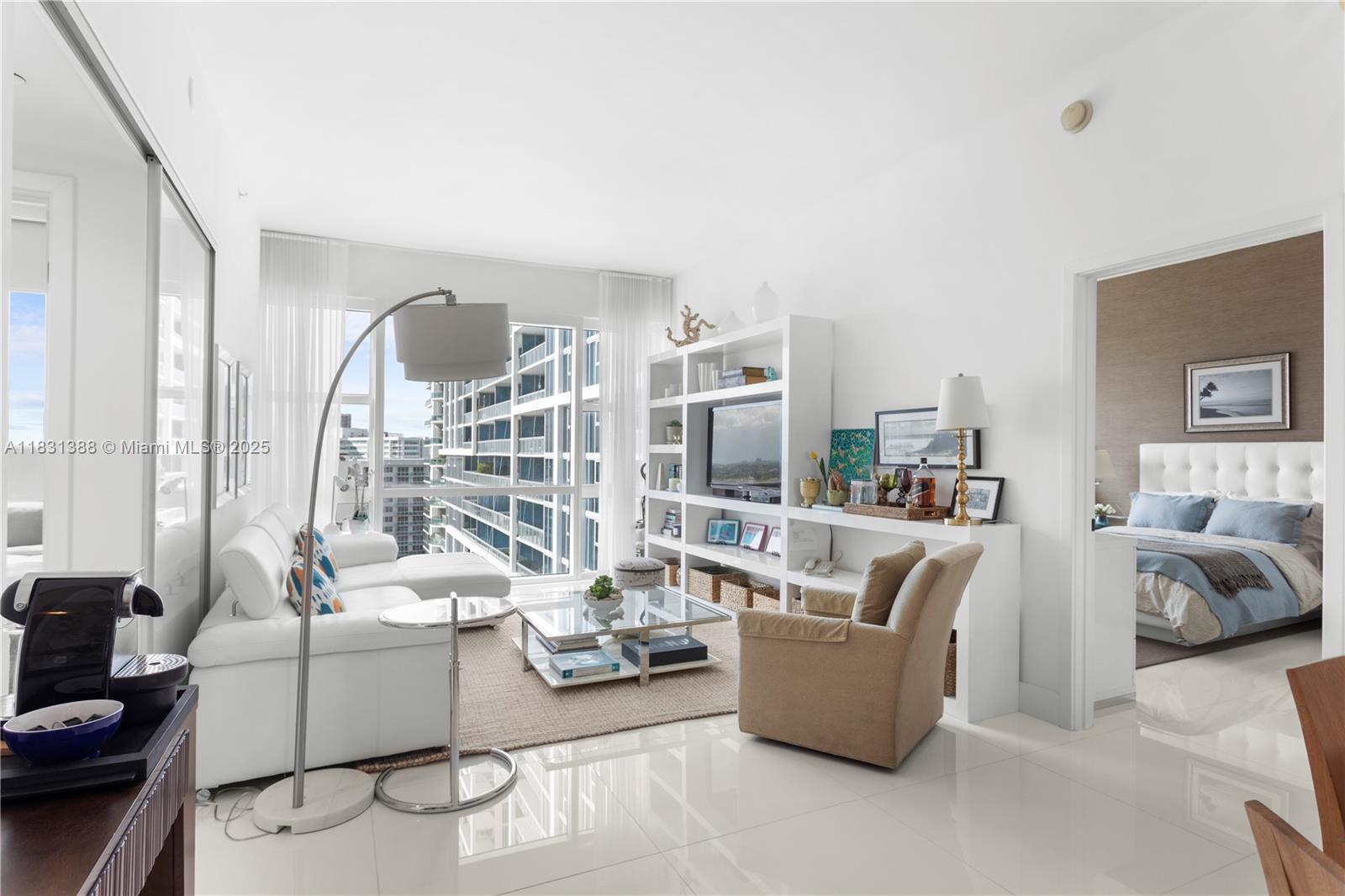 6801 Collins Ave #PH05, Miami Beach FL 33141