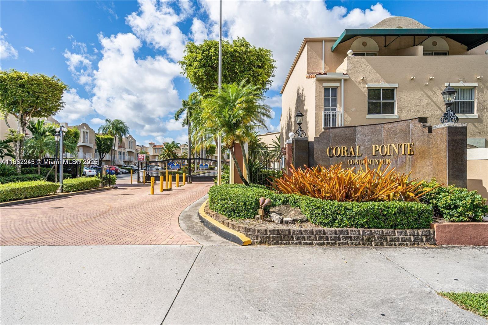 Coral Pointe Townhomes Co