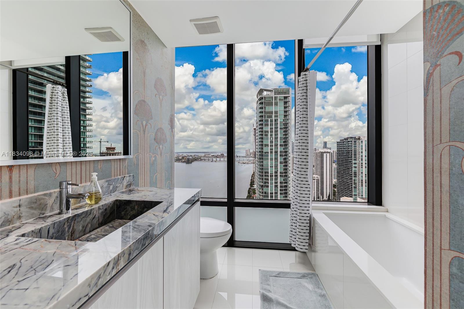 3131 NE 7th Ave #4001, Miami FL 33137