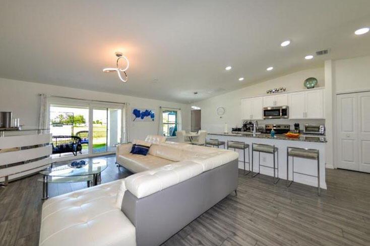 Homes for sale in Cape Coral, FL | 2027 Nw 27Th Street, Cape Coral, FL 33993 | MLS# R11104832