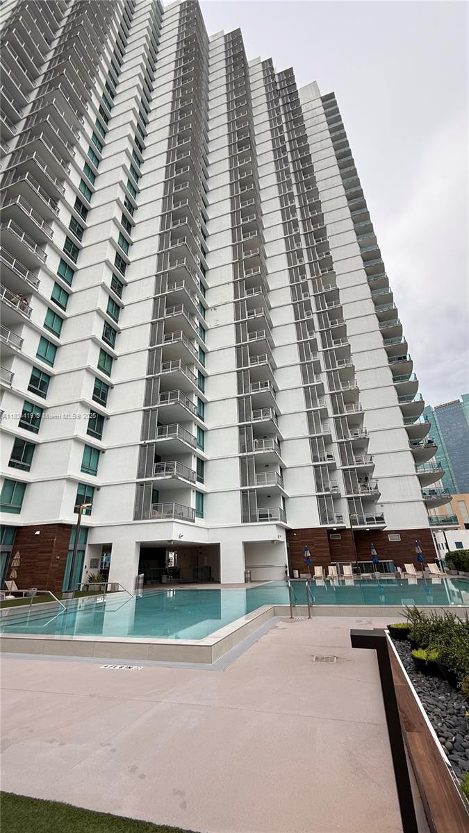 350 S Miami Ave #303, Miami FL 33130