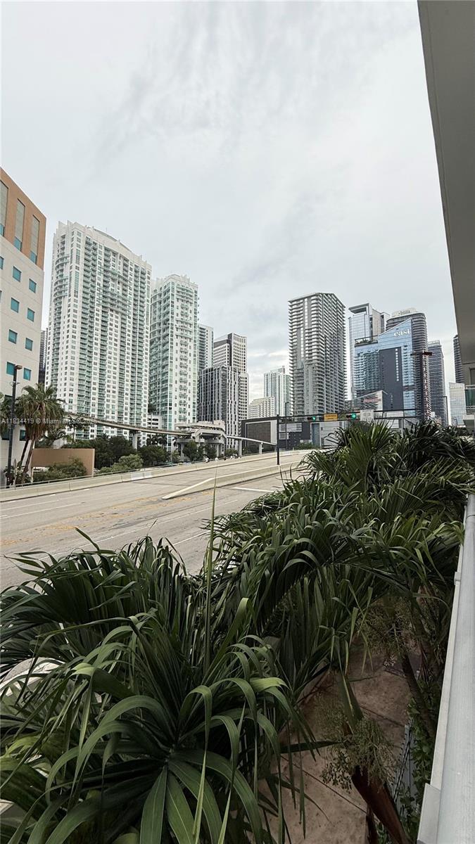 350 S Miami Ave #303, Miami FL 33130