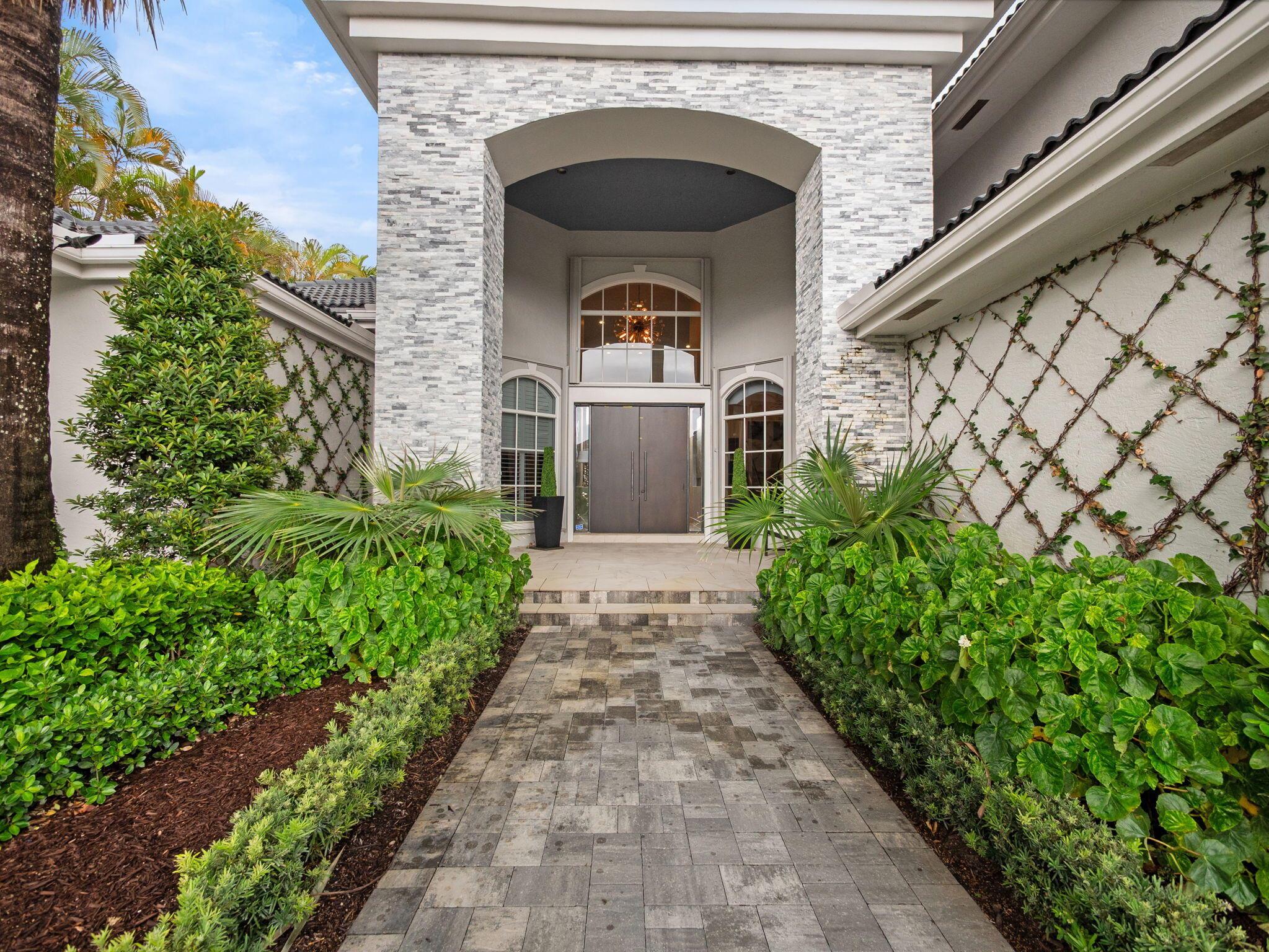 Homes for sale in Palm Beach Gardens, FL | 1020 Grand Isle Terrace, Palm Beach Gardens, FL 33418 | MLS# R11104953