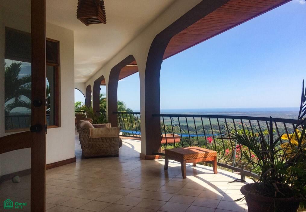 6 bed Single Family Homes For Sale in Parrita, Puntarenas - 1