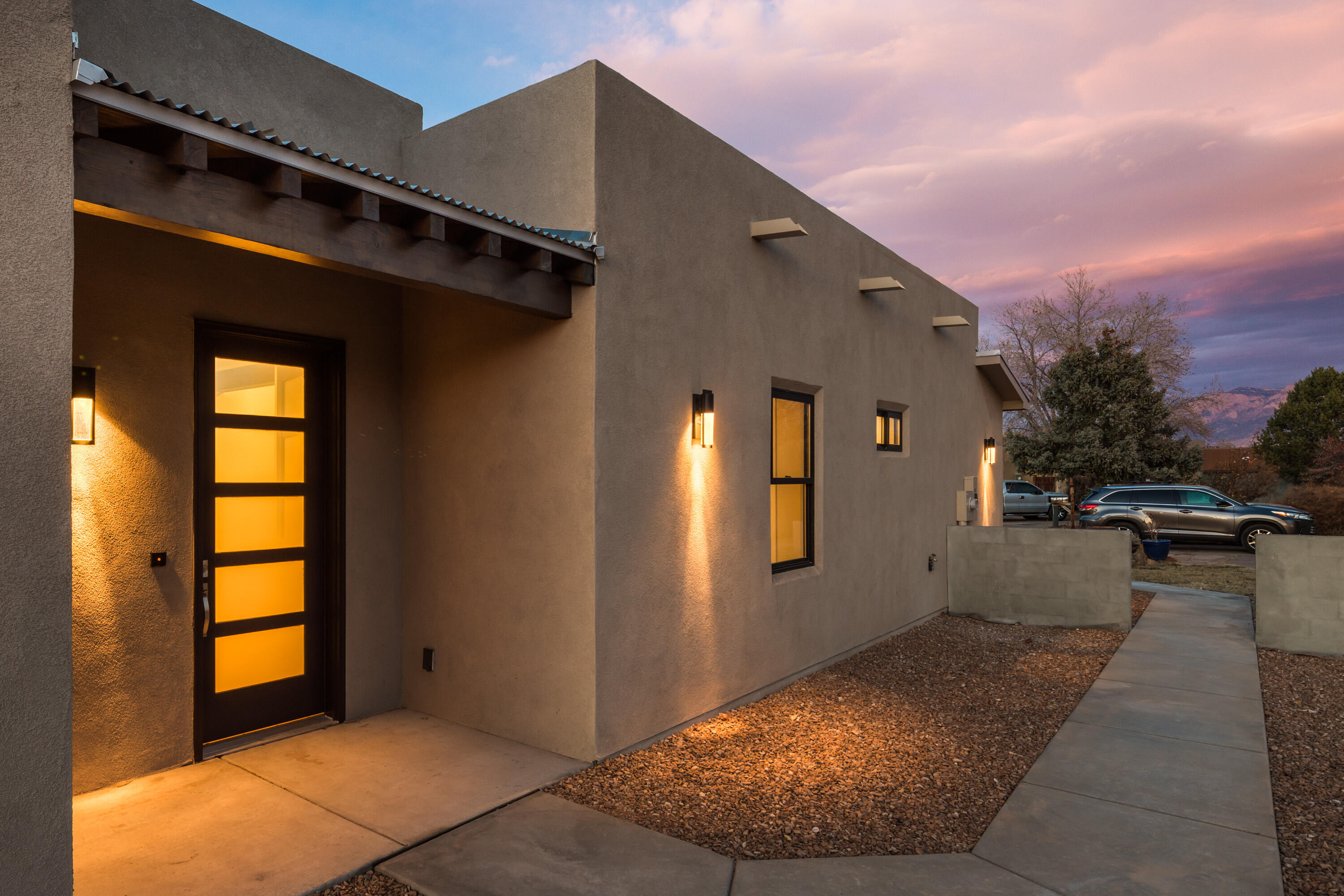 Homes for sale in Albuquerque, NM | 506 Camino Espanol Nw, Albuquerque, NM 87107 | MLS# 1087300