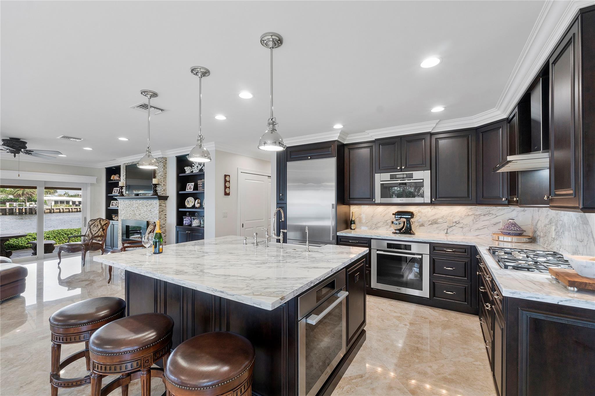 Homes for sale in Lauderdale By The Sea, FL | 1431 S Ocean Blvd #17, Lauderdale By The Sea, FL 33062 | MLS# F10513465