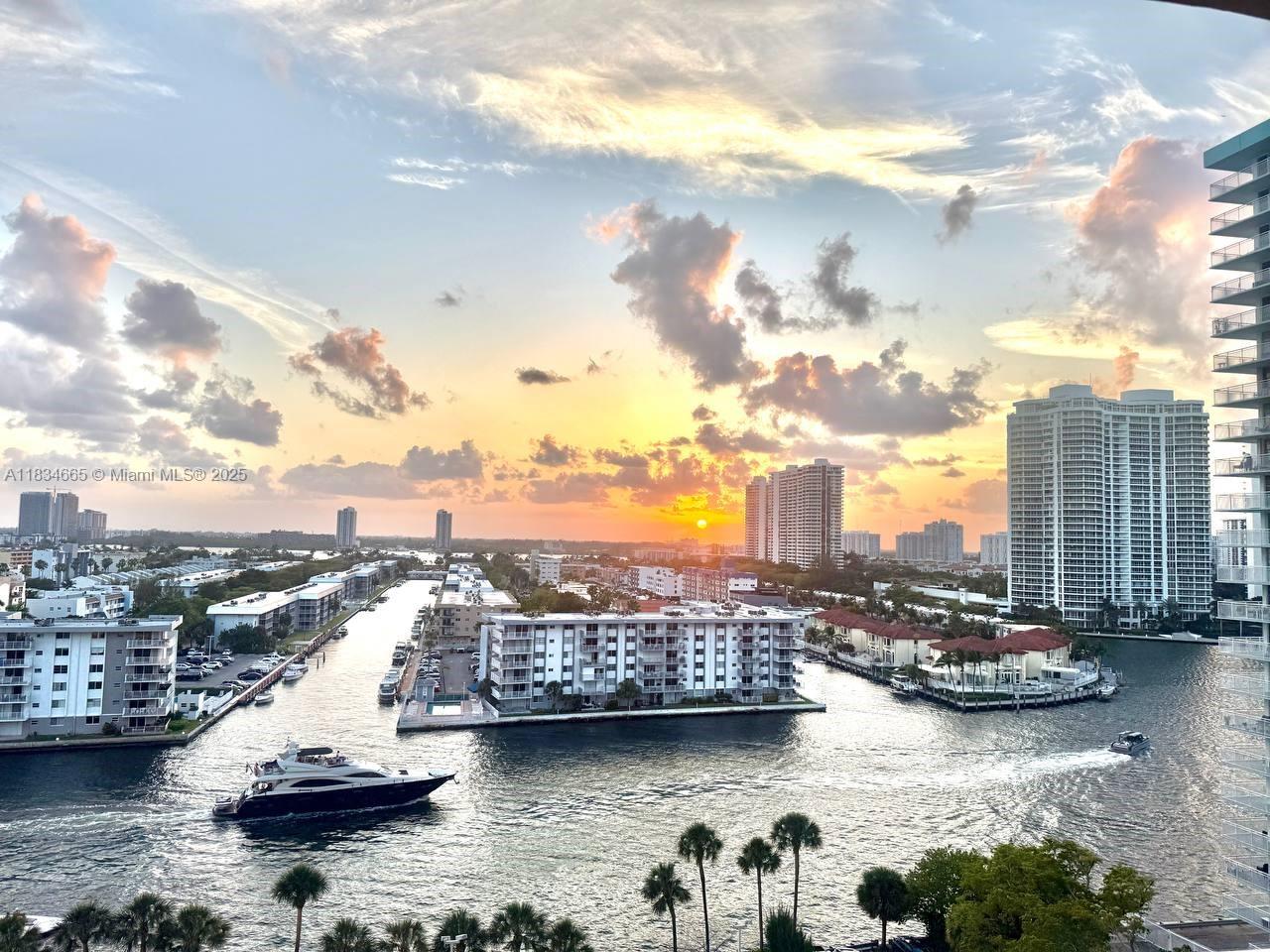 Winston Towers 700 Condo