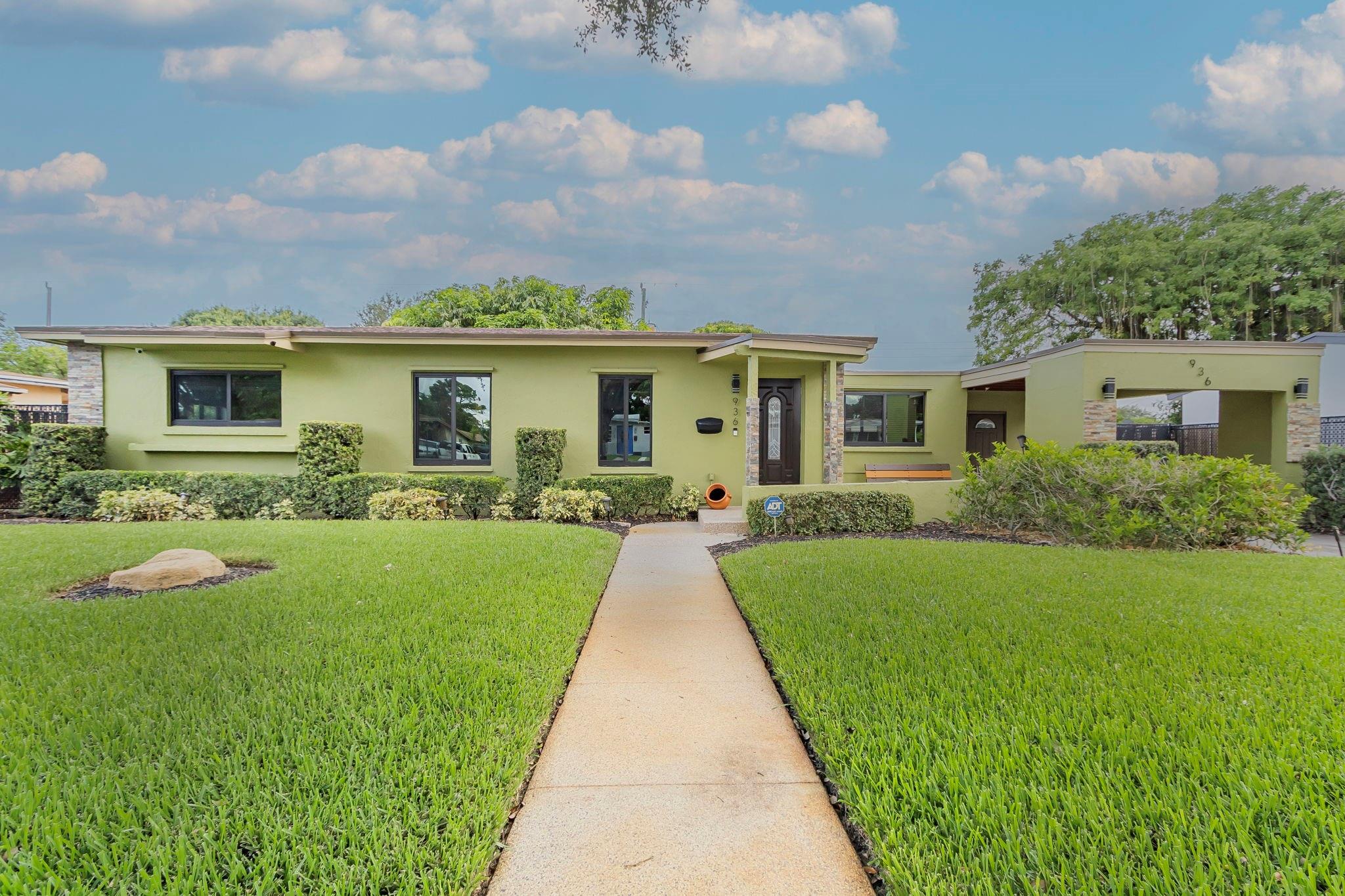 Lauderdale Manors Add 30-