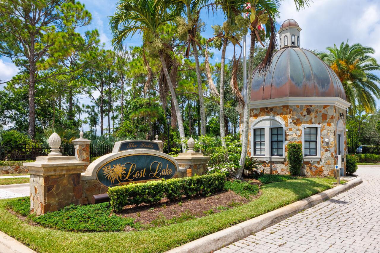 Homes for sale in Hobe Sound, FL | 5129 Se Lost Lake Way, Hobe Sound, FL 33455 | MLS# R11105050