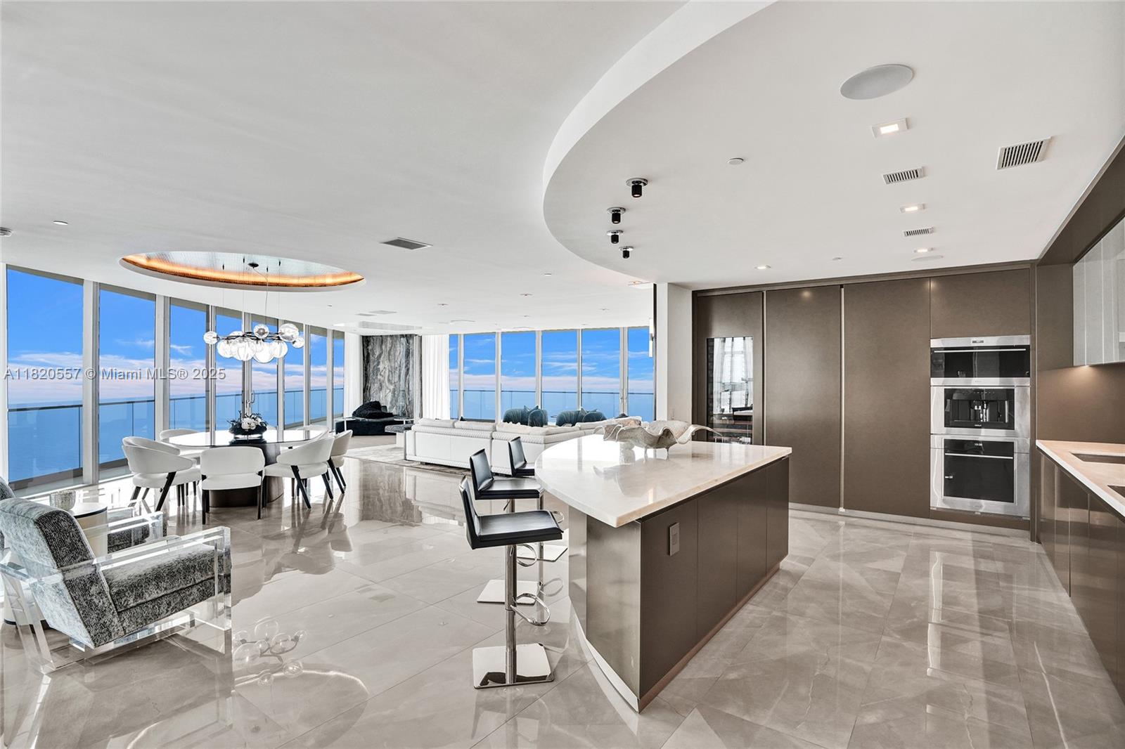 Condo for Sale in Sunny Isles Beach, FL