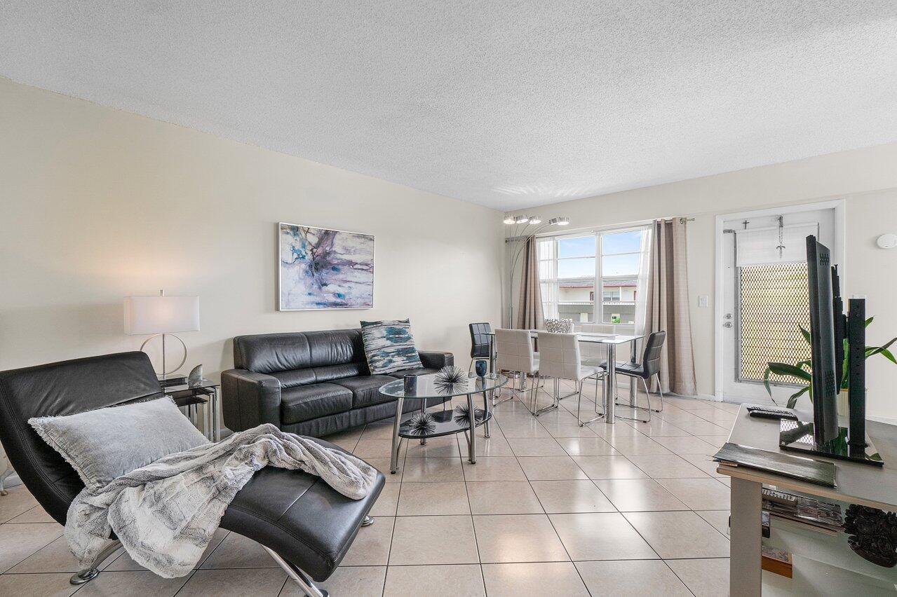 Fanshaw At Century Villag