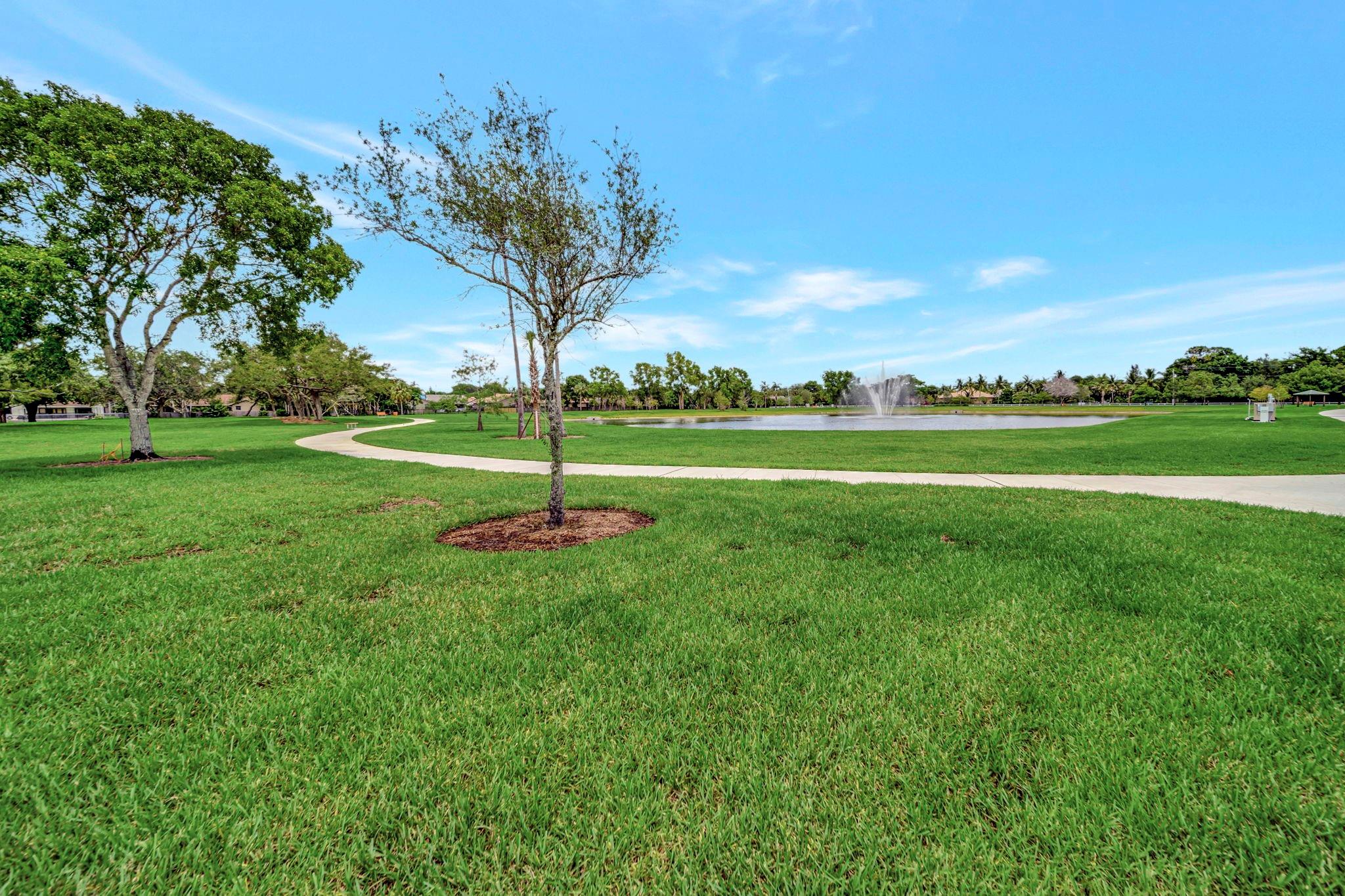 12061 26th St Plantation FL 33323 | F10513551