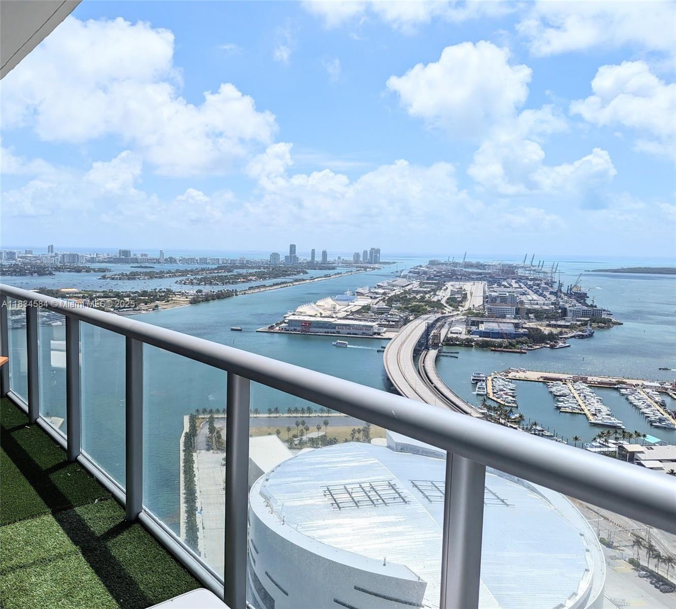 888 Biscayne Blvd #4702, Miami FL 33132