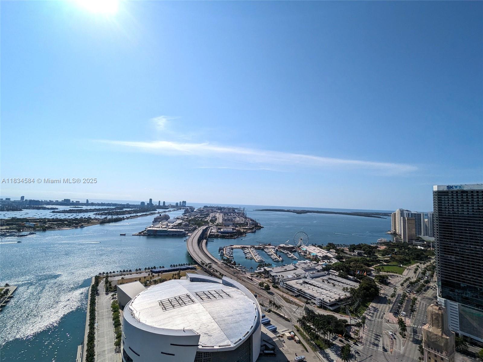 888 Biscayne Blvd #4702, Miami FL 33132