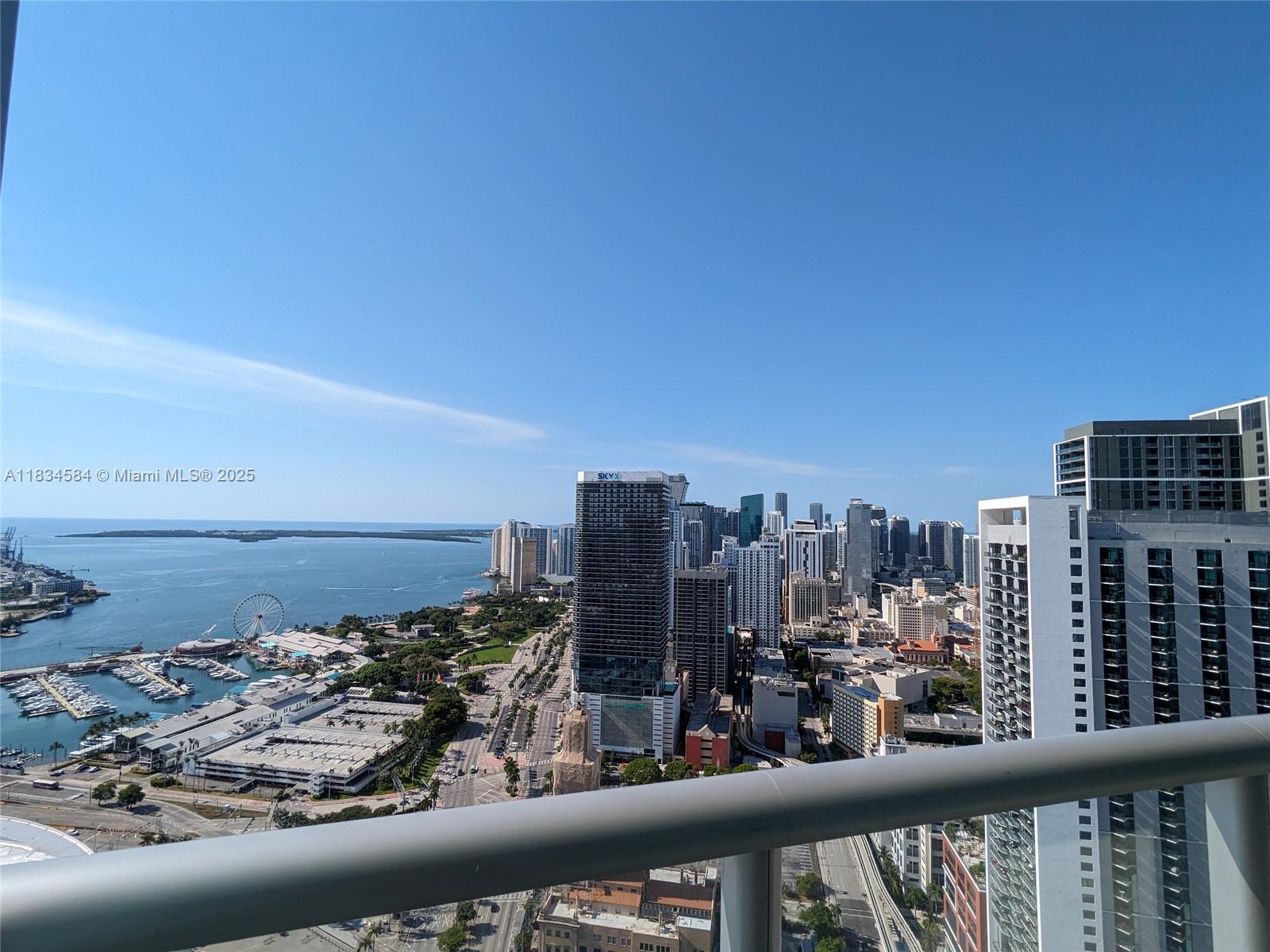 888 Biscayne Blvd #4702, Miami FL 33132