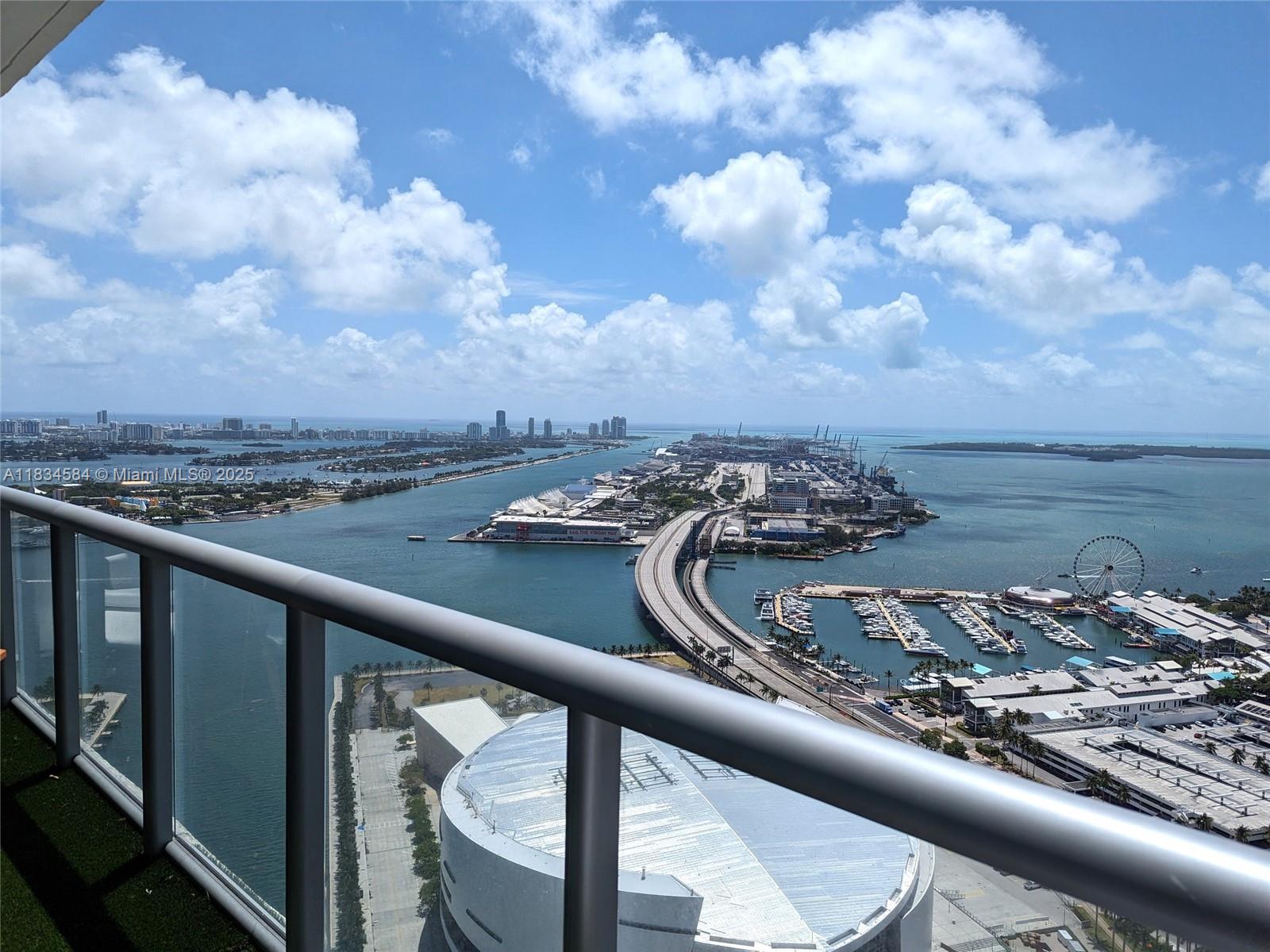 888 Biscayne Blvd #4702, Miami FL 33132