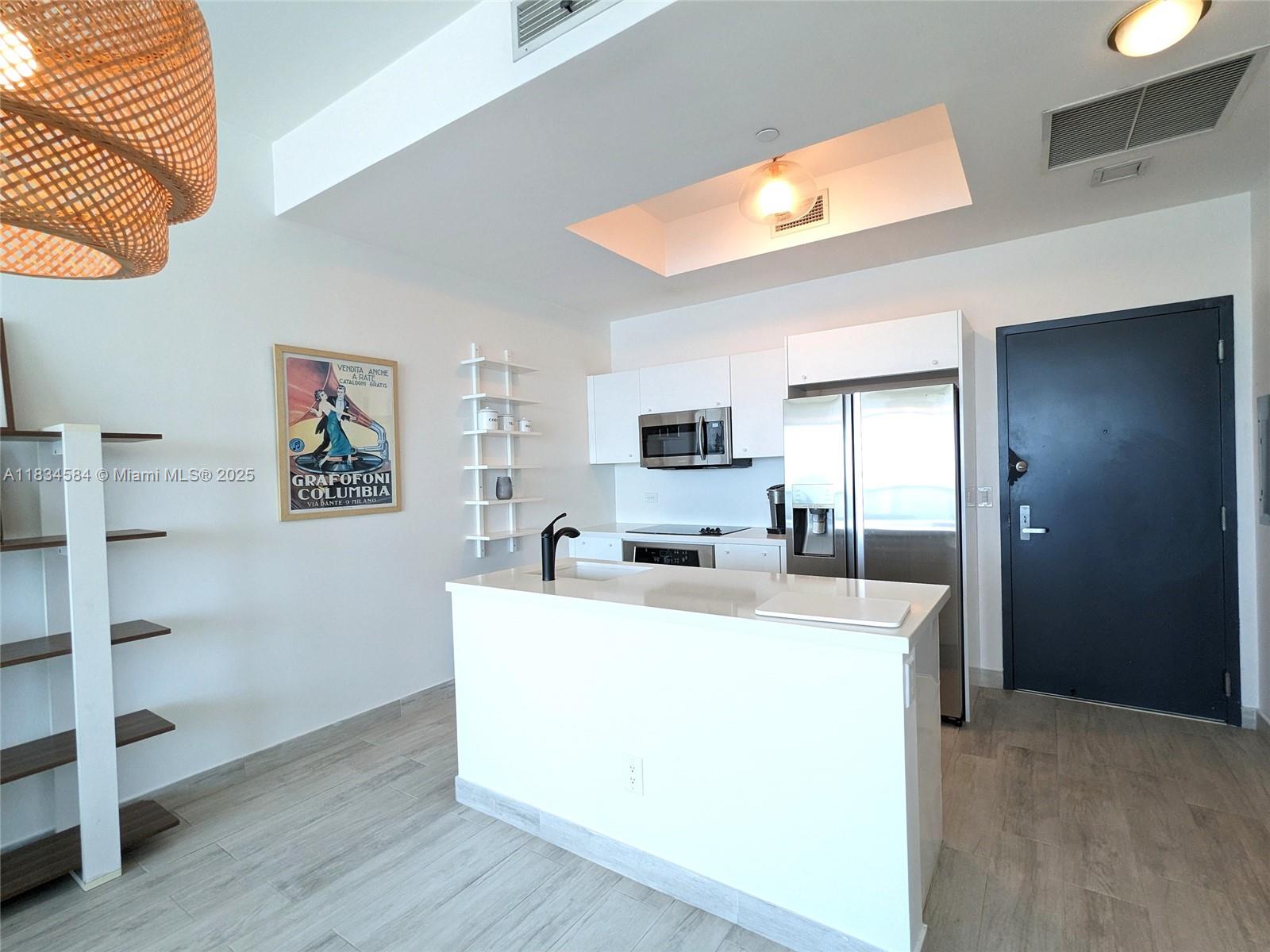 888 Biscayne Blvd #4702, Miami FL 33132