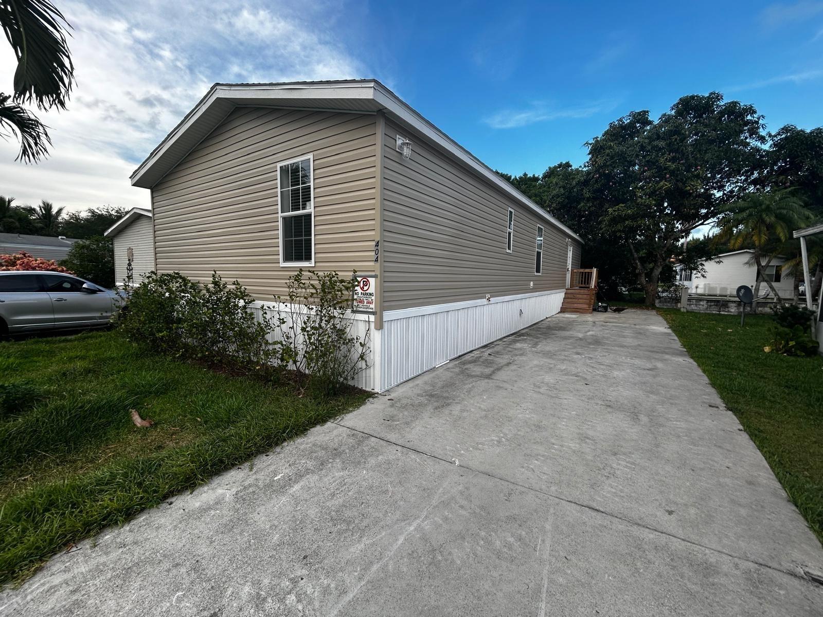 Homes for sale in Plantation, FL | 404 Nw 134th Ave, Plantation, FL 33325 | MLS# F10513562