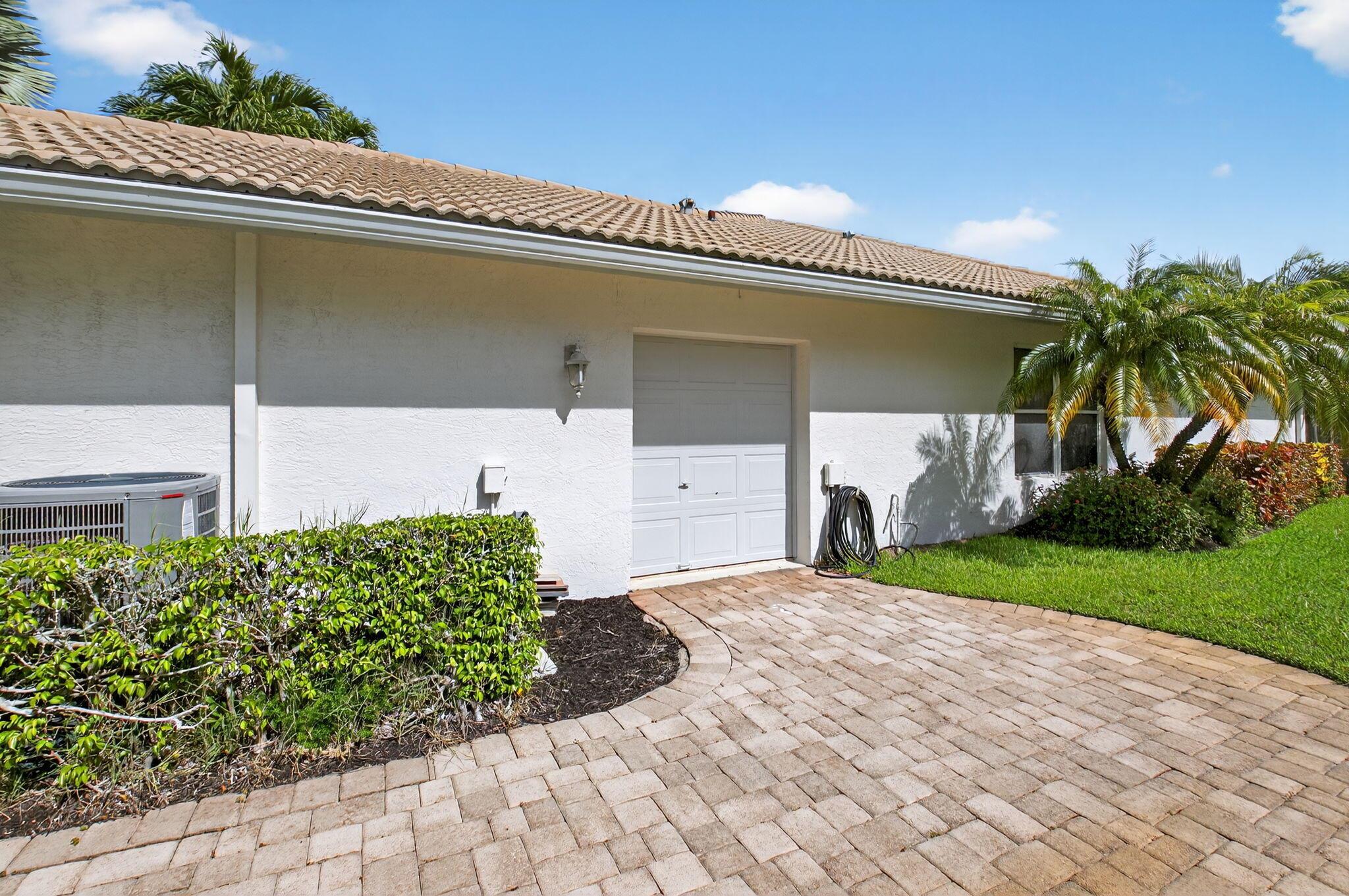 Homes for sale in Boca Raton, FL | 10791 River Glenn Dr, Boca Raton, FL 33428 | MLS# R11105140