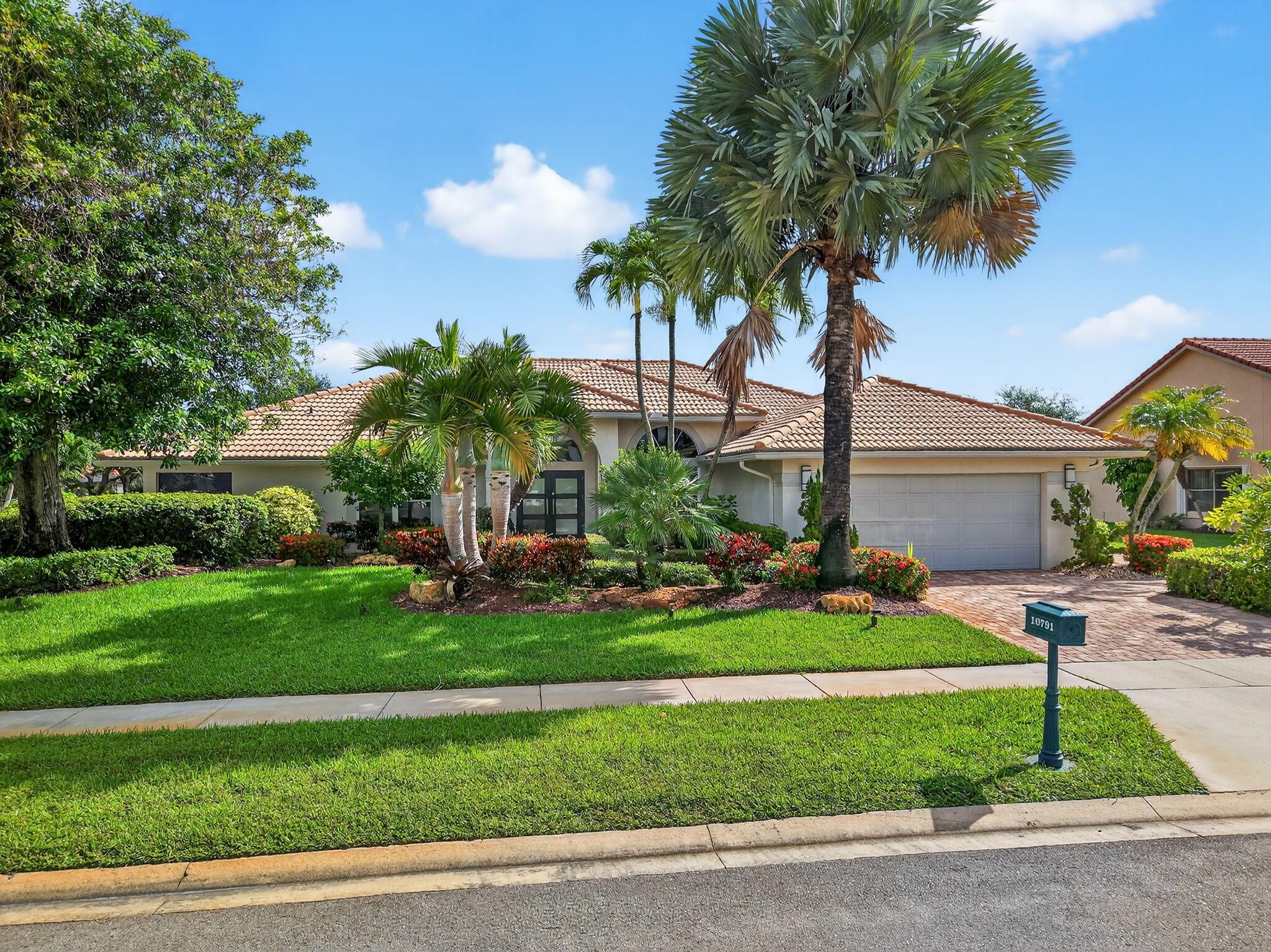 Homes for sale in Boca Raton, FL | 10791 River Glenn Dr, Boca Raton, FL 33428 | MLS# R11105140