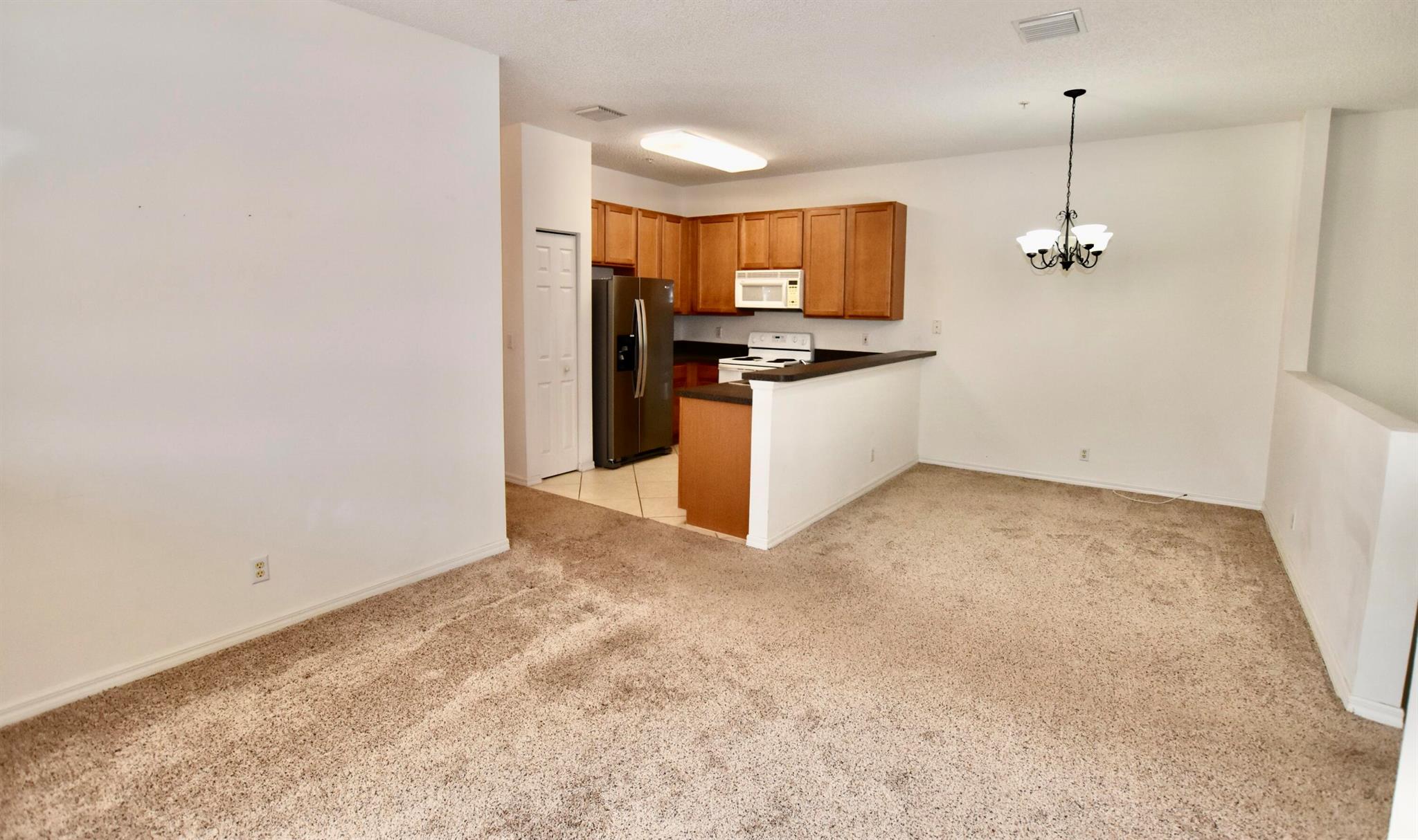 Homes for sale in Tequesta, FL | 106 Lighthouse Circle #J, Tequesta, FL 33469 | MLS# R11105142